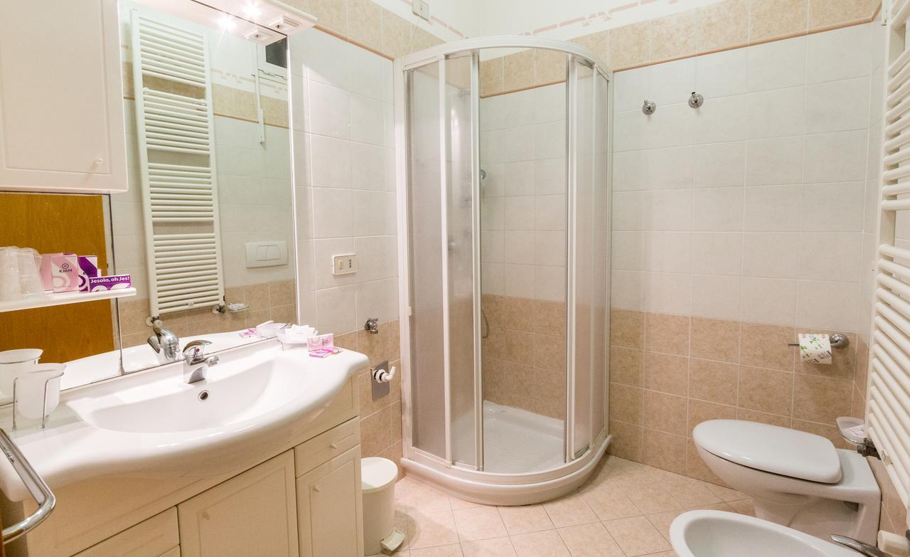 Residence California Τζεσόλο Λίντο Εξωτερικό φωτογραφία