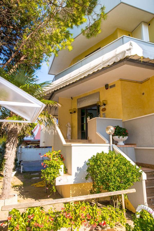 Residence California Τζεσόλο Λίντο Εξωτερικό φωτογραφία